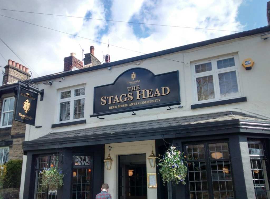 Hopping across the&nbsp;Peaks